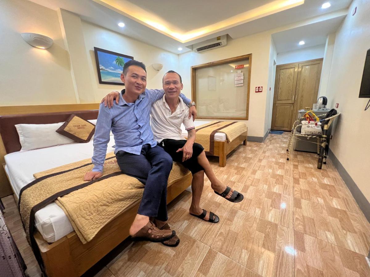 Hotel Khach San Tuan Anh Cửa Lò Esterno foto