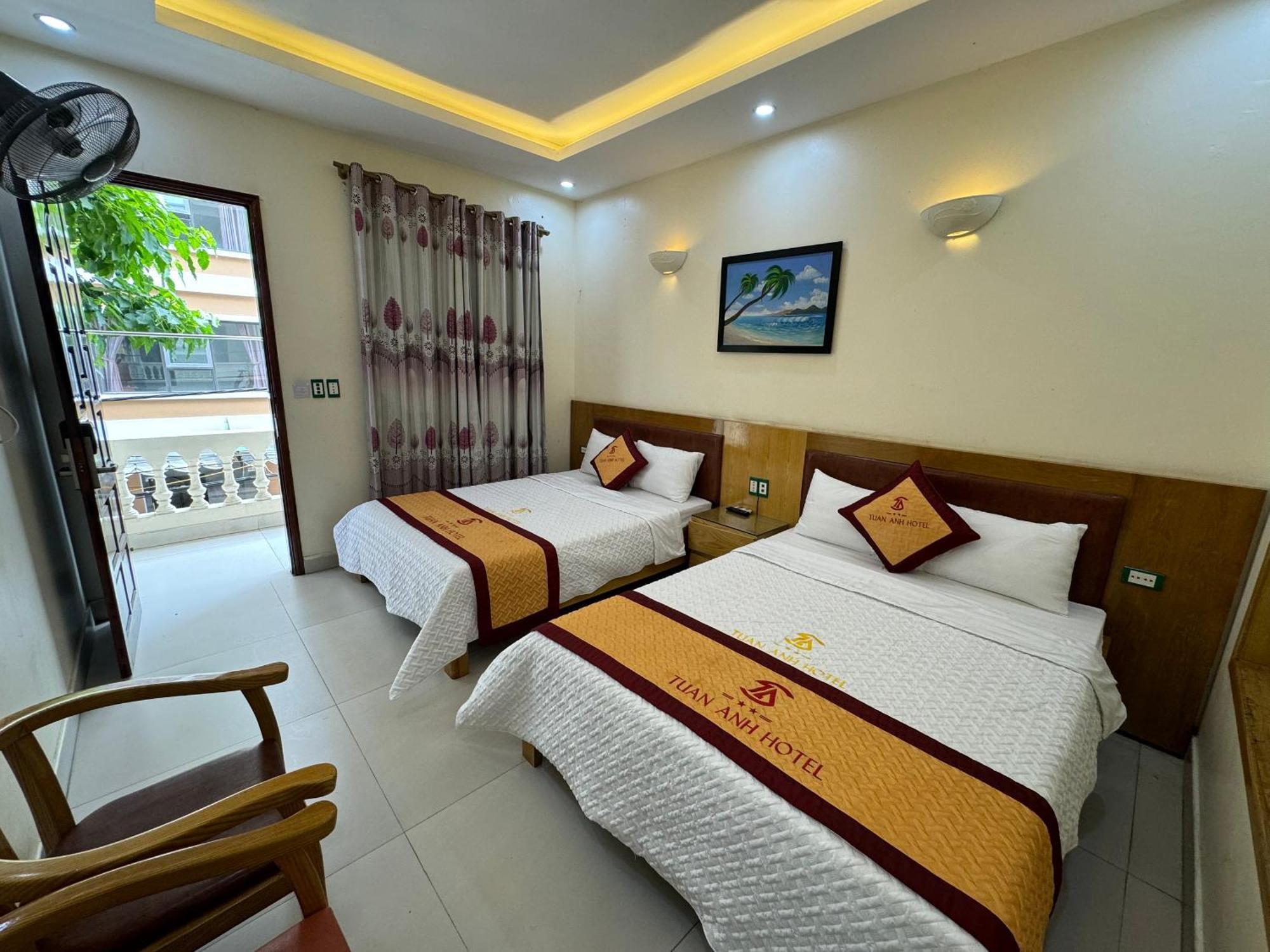 Hotel Khach San Tuan Anh Cửa Lò Esterno foto