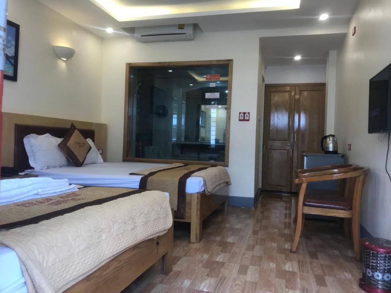 Hotel Khach San Tuan Anh Cửa Lò Esterno foto
